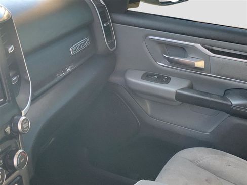 Used 2020 RAM 1500 SLT image 20