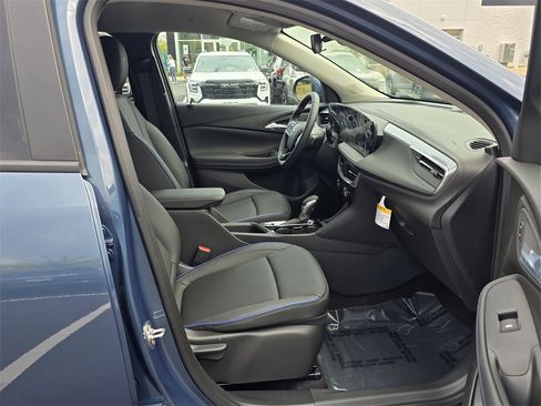 New 2026 Buick Encore GX Sport Touring image 31