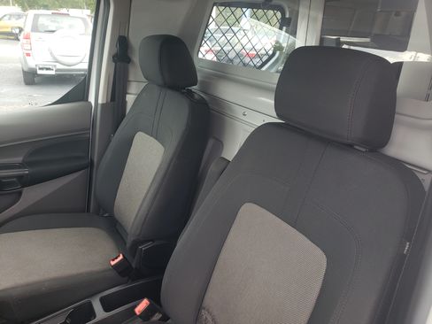 Used 2022 Ford Transit Connect XL image 11