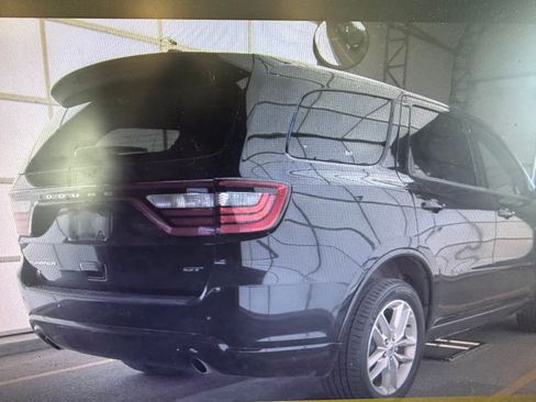 Used 2023 Dodge Durango GT AWD/4WD image 3