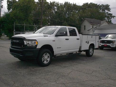 Used 2022 RAM 3500 Tradesman AWD/4WD image 11