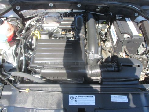 Used 2018 Volkswagen Jetta S image 17