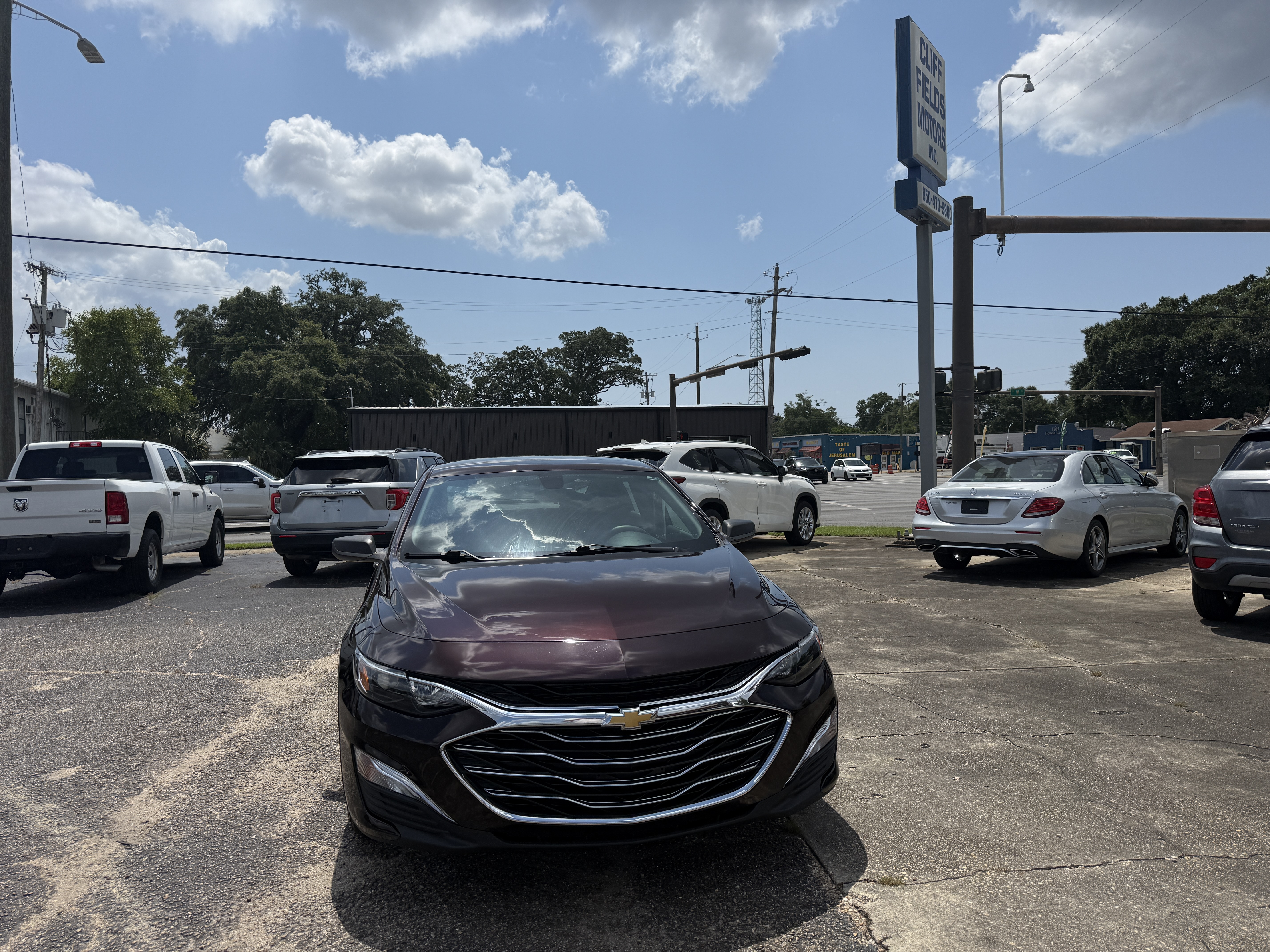 Used 2020 Chevrolet Malibu LS w/ 1LS FWD image 2