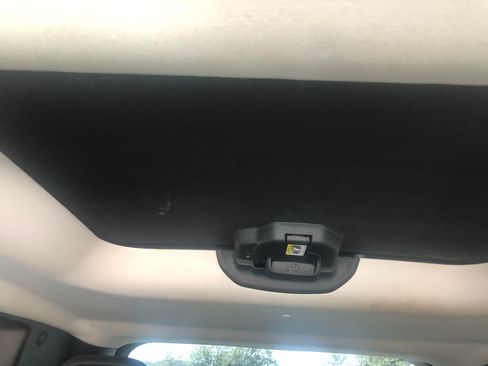 Used 2015 Jeep Renegade Trailhawk image 23