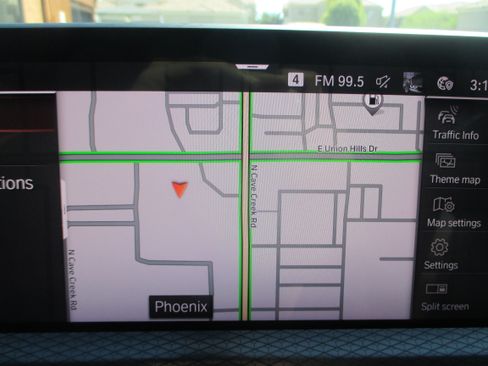 Used 2025 BMW X4 xDrive30i image 5