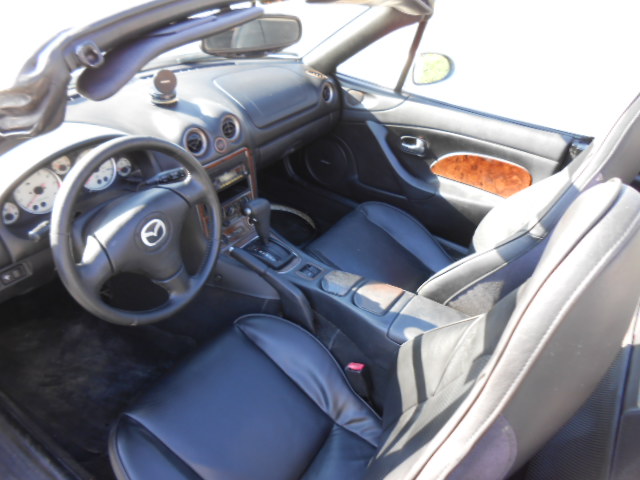 Used 2005 MAZDA MX-5 Miata LS RWD image 10