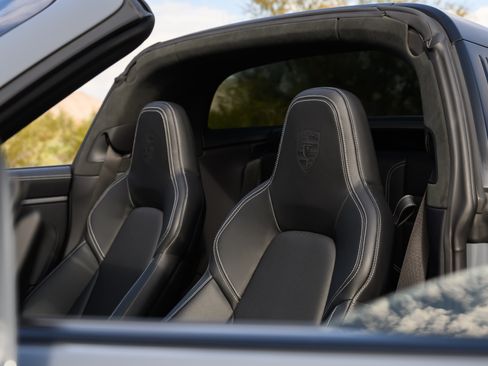 Used 2024 Porsche 911 Targa 4S image 19