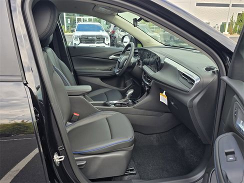 New 2026 Buick Encore GX Sport Touring image 31