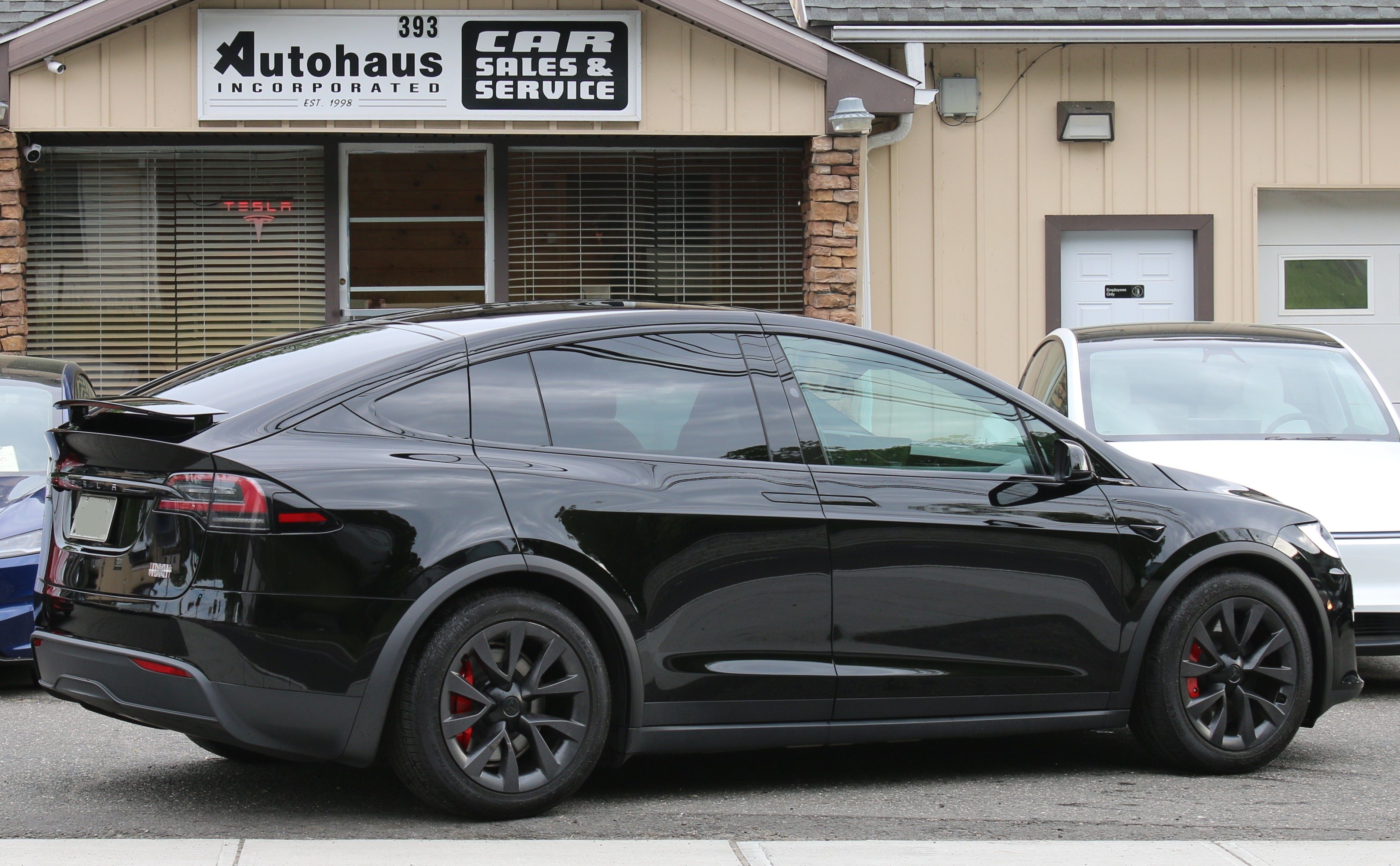 Used 2024 Tesla Model X Plaid AWD/4WD image 3