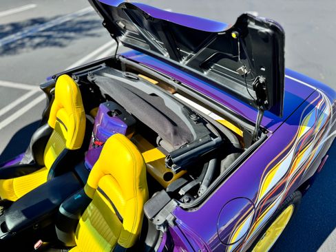 Used 1998 Chevrolet Corvette image 22