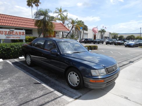 Used 1996 Lexus LS 400 image 9