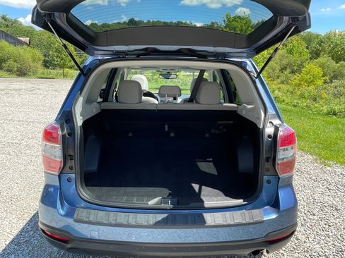 Used 2015 Subaru Forester 2.5i Premium AWD/4WD image 8