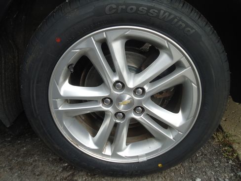 Used 2016 Chevrolet Cruze LT image 18