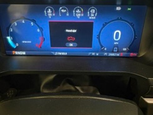 Used 2025 Ford F150 2WD SuperCrew XLT image 7