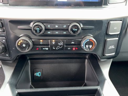 Used 2023 Ford F250 XLT image 21