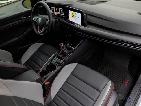 Used 2024 Volkswagen GTI SE image 51
