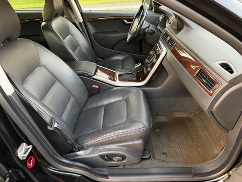 Used 2015 Volvo XC70 T6 Platinum image 46