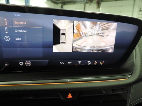 Used 2025 Buick Envision Preferred image 39