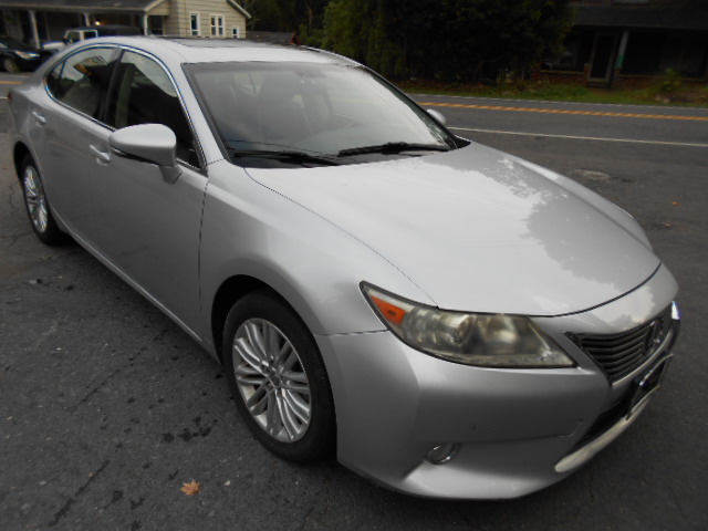 Used 2013 Lexus ES 350 Premium FWD image 2