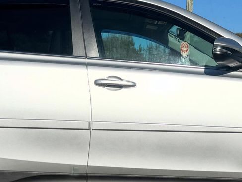 Used 2014 Toyota RAV4 Limited image 3