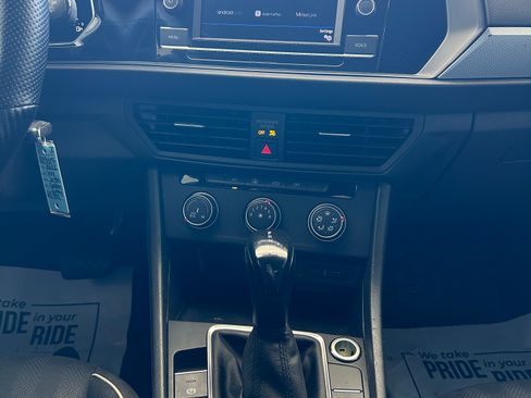 Used 2022 Volkswagen Jetta Sport FWD image 16