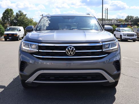 Used 2022 Volkswagen Atlas Cross Sport SE image 3