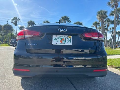 Used 2018 Kia Forte LX image 7