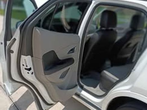 Used 2014 Buick Encore Premium image 9