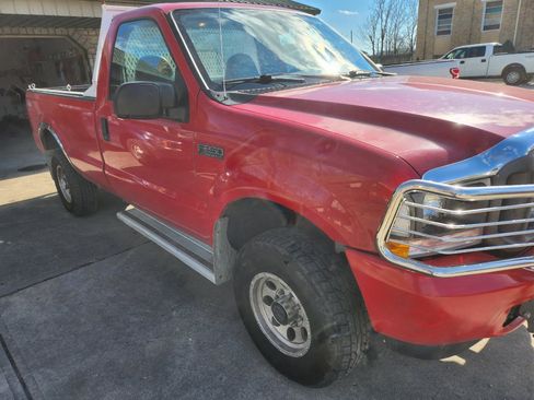 Used 2004 Ford F250 XL image 4
