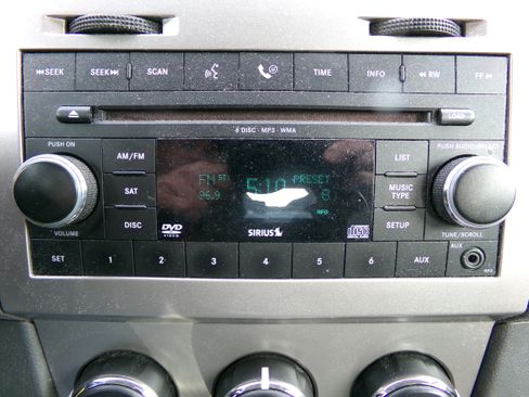 Used 2008 Dodge Avenger R/T image 17