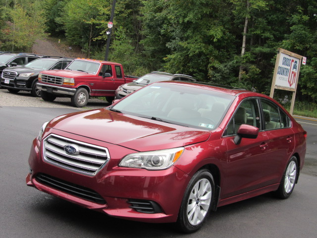 Used 2015 Subaru Legacy 2.5i Premium AWD/4WD image 1