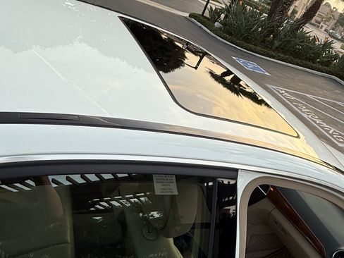 Used 2013 Mercedes-Benz C 250 image 10