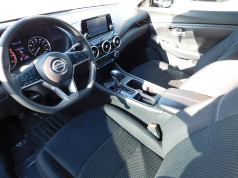 Used 2021 Nissan Sentra S image 9