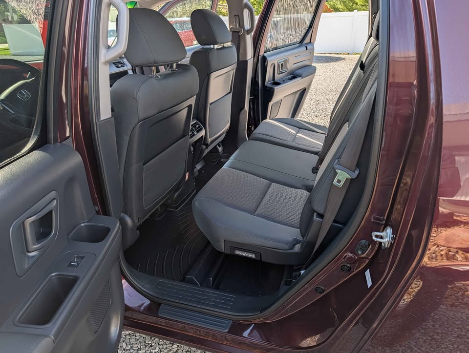 Used 2011 Honda Ridgeline RTS image 10