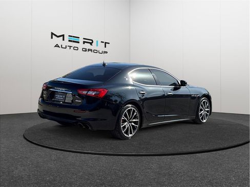 Used 2019 Maserati Ghibli S GranLusso image 9
