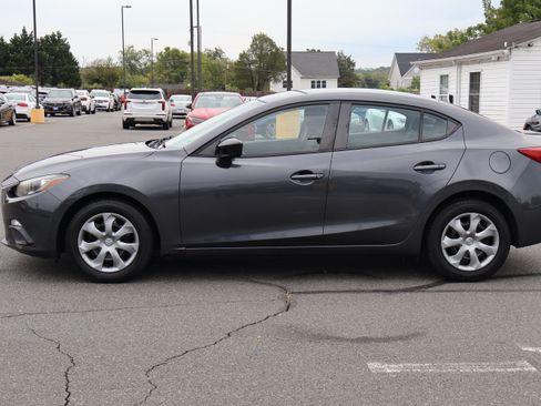 Used 2015 MAZDA MAZDA3 i SV image 5