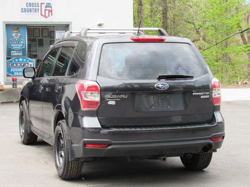 Used 2014 Subaru Forester 2.5i Premium AWD/4WD image 6