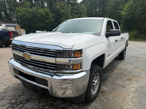 Used 2017 Chevrolet Silverado 2500 4x4 Crew Cab image 4