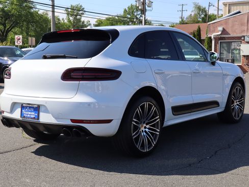 Used 2018 Porsche Macan Turbo AWD/4WD image 8