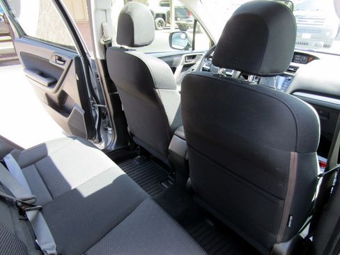 Used 2018 Subaru Forester 2.5i Premium image 22