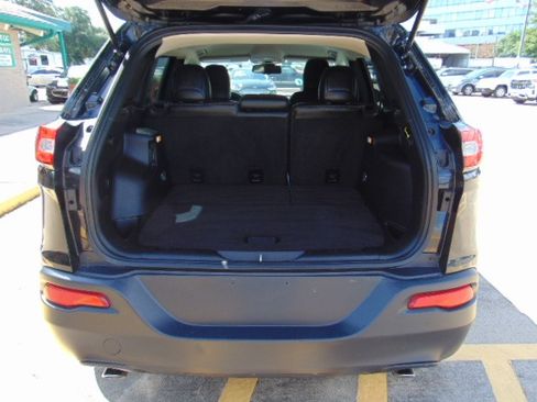Used 2014 Jeep Cherokee Limited image 8