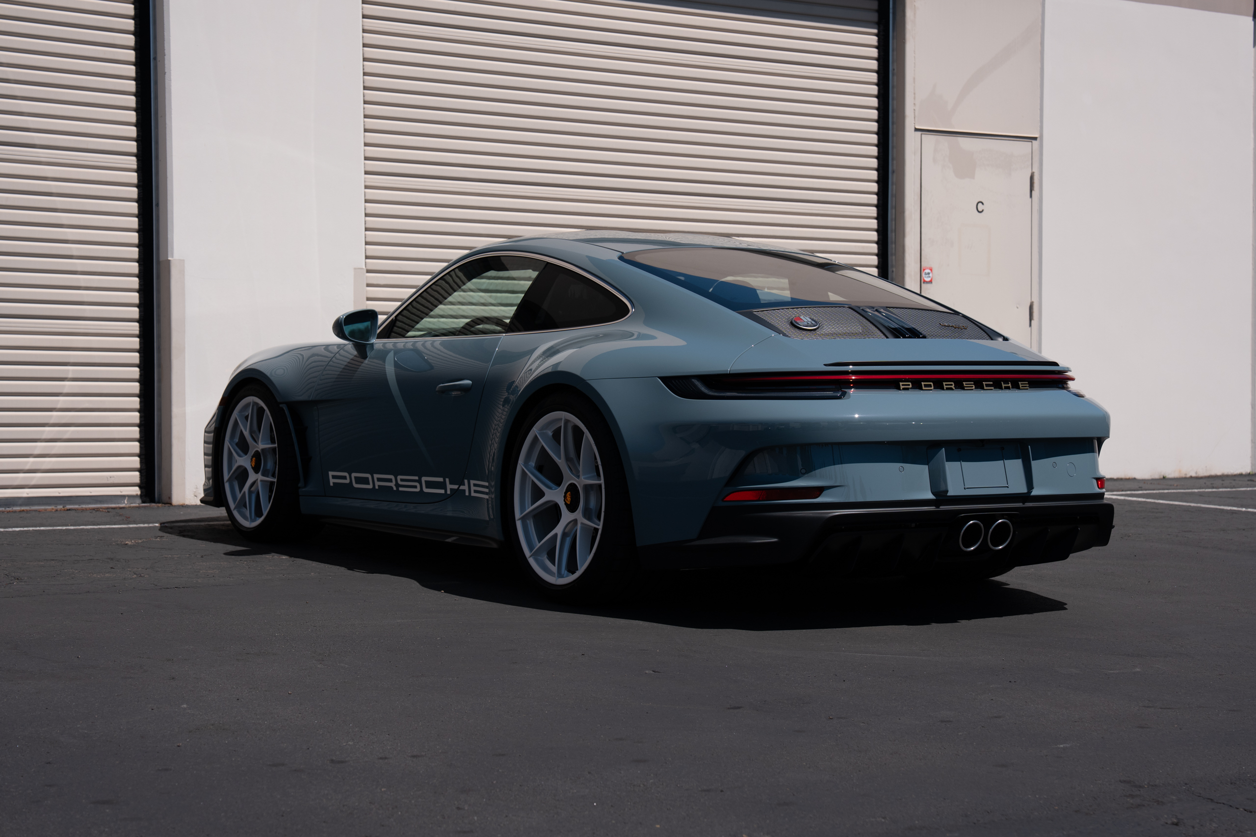 Used 2024 Porsche 911 S/T RWD image 69