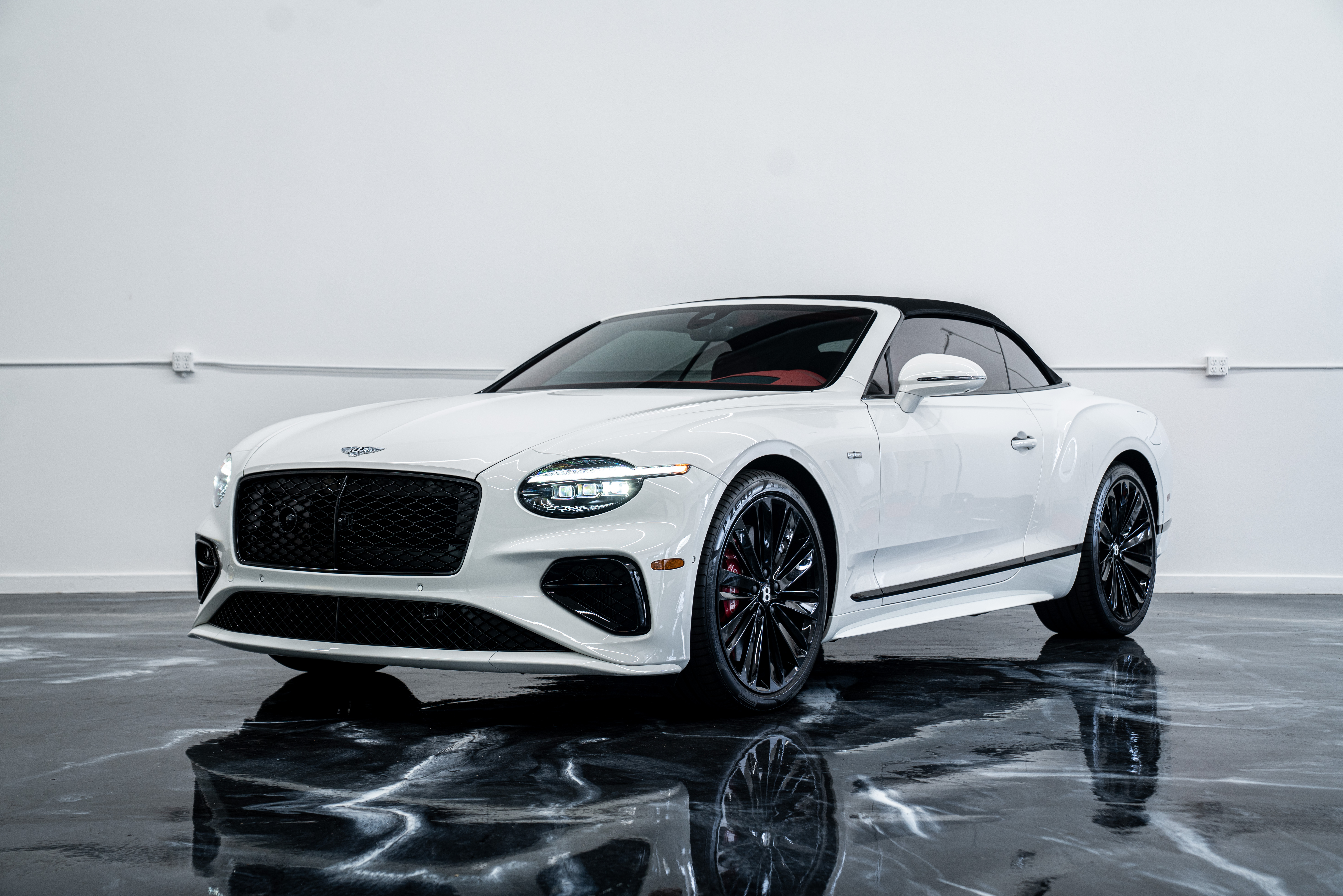 Used 2025 Bentley Continental GTC Speed AWD/4WD image 68