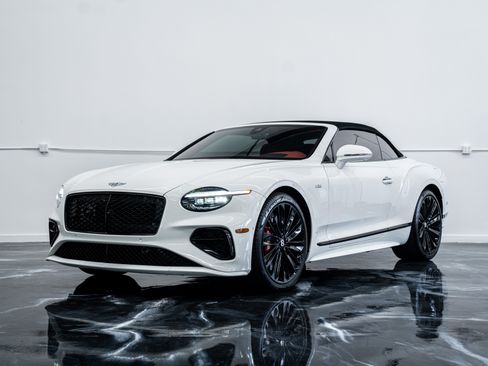 Used 2025 Bentley Continental GTC Speed image 68