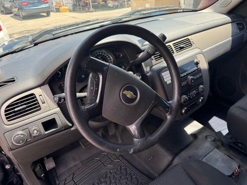 Used 2014 Chevrolet Tahoe 2WD image 6