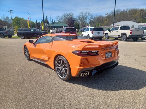 Used 2023 Chevrolet Corvette Convertible w/ 3LT RWD image 5