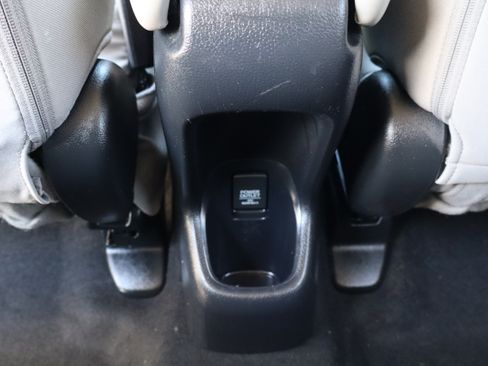 Used 2016 Honda HR-V EX image 16