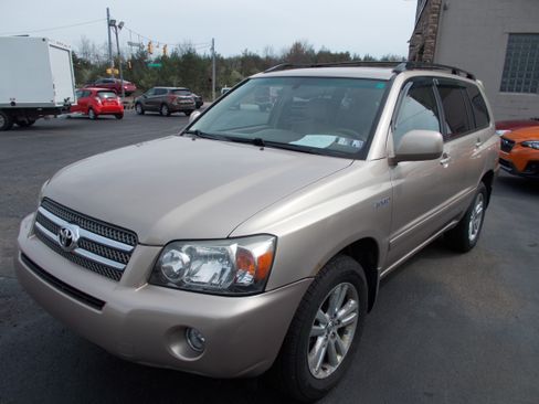 Used 2006 Toyota Highlander AWD/4WD image 1