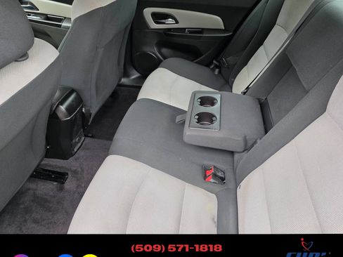 Used 2012 Chevrolet Cruze LS FWD image 13
