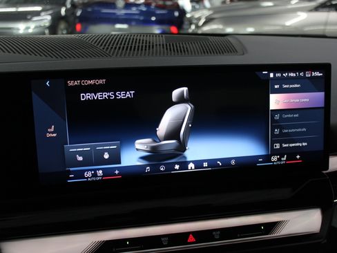 Used 2025 BMW i5 xDrive40 image 38